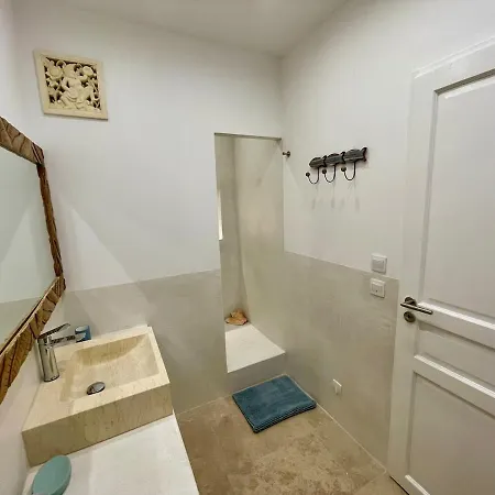 Apartment, Jacuzzi, * Barjac (Gard)