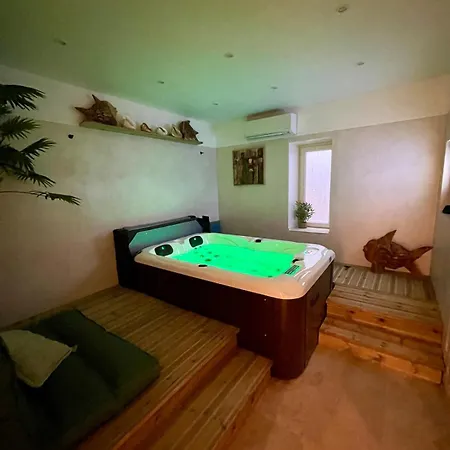 Apartment, Jacuzzi, Appartement
